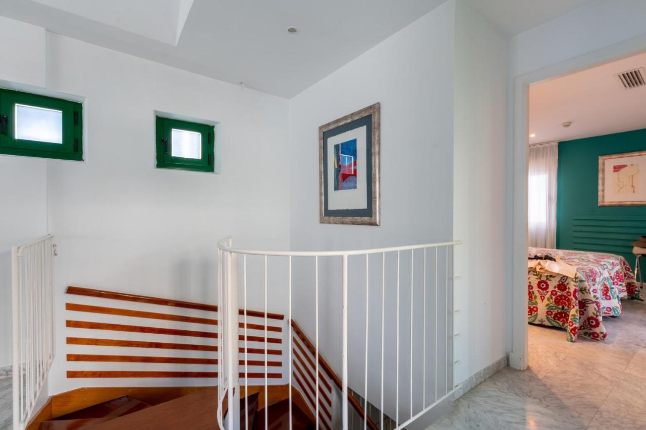 Sevilla Central Suites Apartamentos Puerta Jerez Luaran gambar