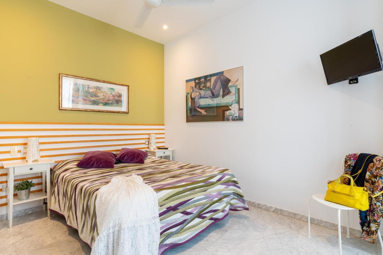 Sevilla Central Suites Apartamentos Puerta Jerez Luaran gambar