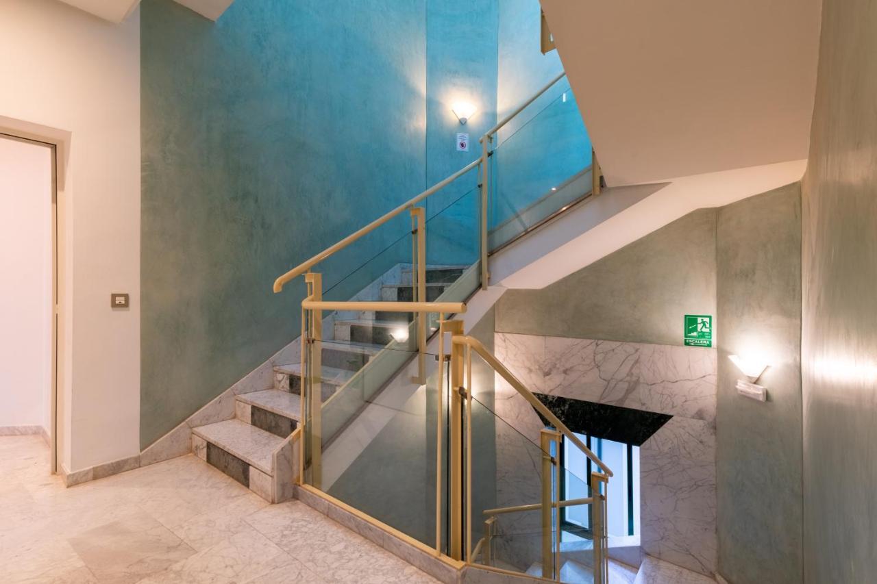 Sevilla Central Suites Apartamentos Puerta Jerez Luaran gambar